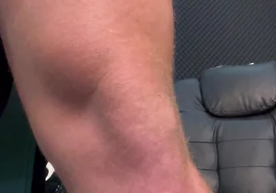 Muscle Ddy Catches You Perving