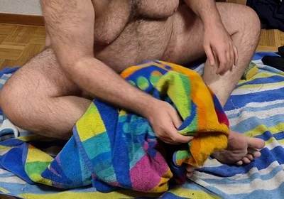 Chubby Daddy Bear Wash His Dirty Feet Naked