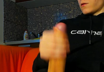 18's Horny Solo Cum Play Adventure