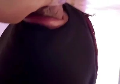 Xl Straight Guy Unloads in My Mouth - and I Bust Right After