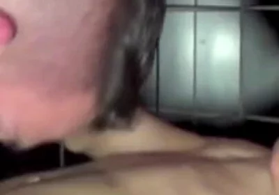 Flo fucked by Ricjy in sauna first time with a gay