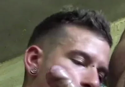 Slut creampied by XXL COKC in exhibit place cruising