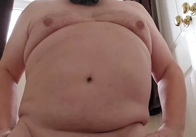 Kneeling Nude Wank to Camera
