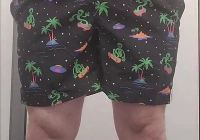 Tryin on Clothes with an Enjoyable Ending.