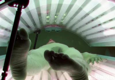 Czech Gay Solarium 1 Slim Twink Caught in Solarium