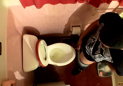 A Room of Pissing Dicks