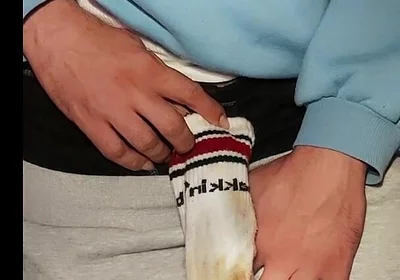 Dj Bro Is Addicted to Dirty Socks