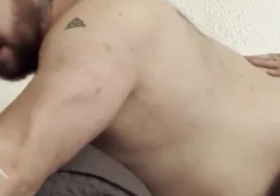 Bodybuilder strongman bareback fucking!