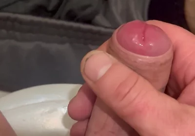 Guy Masturbates in the Toilet, Filming Close-up and in the Toilet
