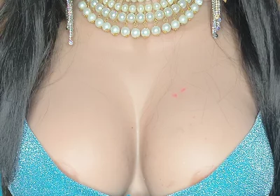 Crossdresser Striptease