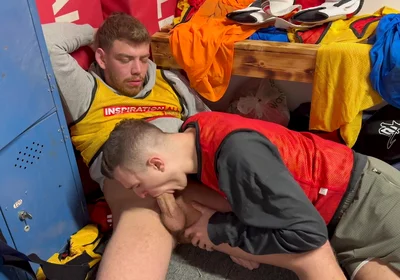 Straight Lad Gets Sucked off in the Locker Room
