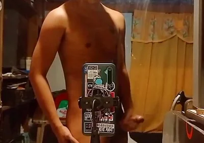 Philippino Twink Gets Horney
