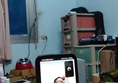 Random video calls shown to strangers