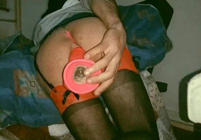 My Pretty Ass Begin with Anal Plug to See Insinde