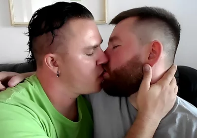 Hot Gay Kissing with Kaleb & Leo