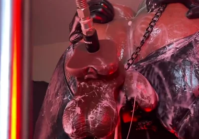 Intense Creamy Fuck on the Butt Machine - Gaping and Farting Bubbles