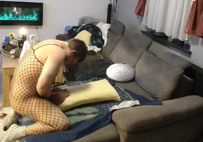 Fishnet Alex Creampies and Felches His Rubber Ass
