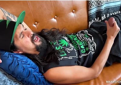 Maxx Stoner - Stoner Cumshot