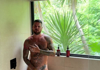 I’d Love to Jerk off in the Shower