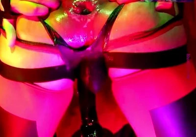 Doing Cardio While Riding My Dildo, Training My Hole with My Oiled and Wet Ass 2