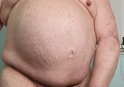Big Man Jerks His Big Cock