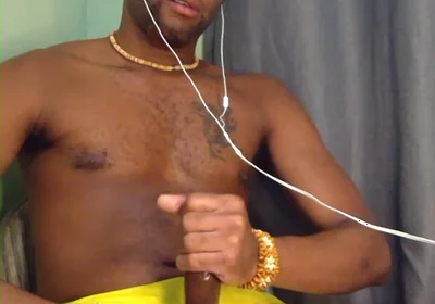 Kennie Jai Jerks off on Webcam in Sexy Shorts