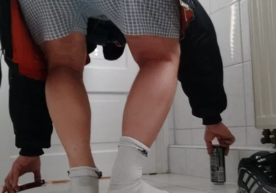 To Get Horny in the Wc, Dirty, Smelly, Wett. Dj -bro