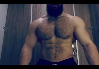 Hard breathing, musculine scent, bulging veins and muscles