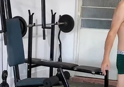 Training Naked and Carmona Saw