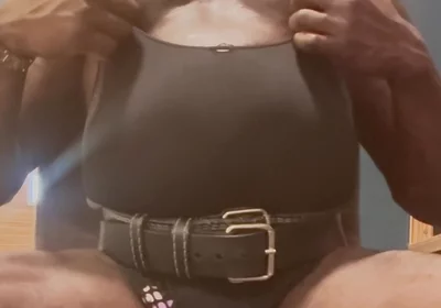 Black Mature Muscle Solo Tits and Vibrator