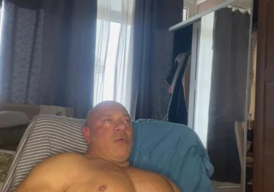 Mr Guru Wank Solo at Home. Bodybuilder Handjob