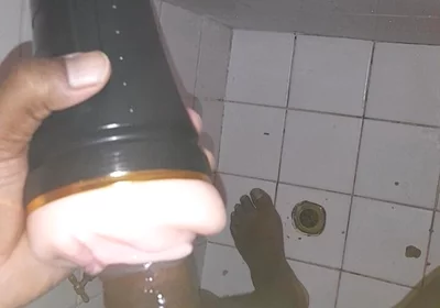 Jerking off S10 E8