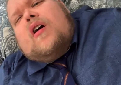 Jefbear Comes for His Boss and Shows off His Hot Chubby Body and His Big, Hot Cock with Lots of Sperm Coming Out.