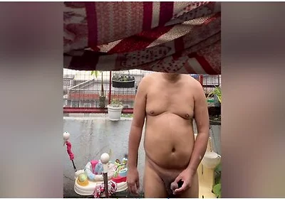 Sarap Maligo Sa Ulan Ng Hubot Hubad!