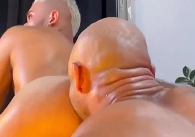 Big Dick Muscle Alpha Sucks Big Uncut Cock Fucks Hardcore