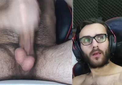 20 Centimeter Penis Pumping a Lot of Milk, with My Face!!