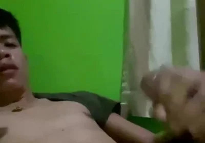 Cute Pinoy Twink Strokes at Home