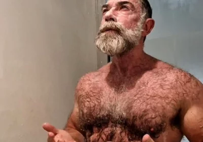 Hairy Muscle Stepdaddy Showering