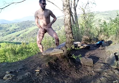 Naked with a View