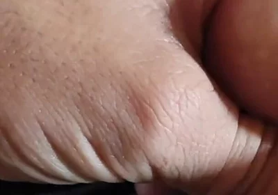 Homemade Stimulator Shoots Electric Shock in the Glans.