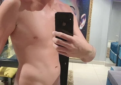Markus Gets a Blowjob in Front of the Mirror