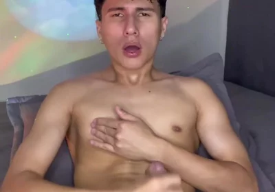 Mugiis Tugs Pulses with Flirty Dick Play