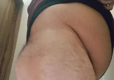 Fat Man Urine and Ass