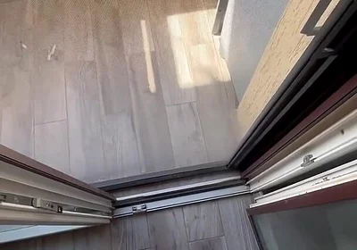 Too Cum From Balcony Almost Caught by Neighbors