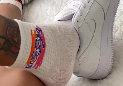 My Slave Adores My Sweaty Feet on My Vacation in Cartagena