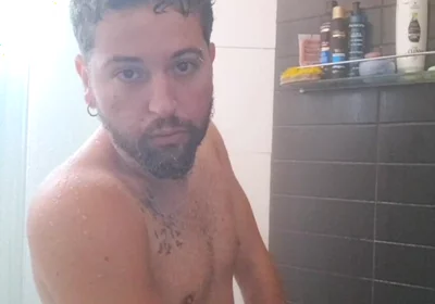 I Did My First Live Stream in the Shower and Received Compliments