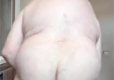 Piss,shave,belting, Toilette