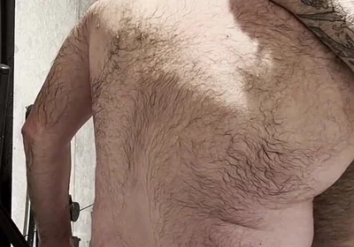 Stepdaddy Bears Fuck Bareback in Shower
