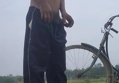 Outdoor Roadside Gay Men Masturbation Sex Video