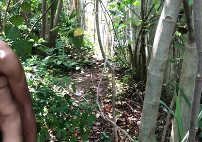 Threesome Outdoor Fuck Inside the Bush